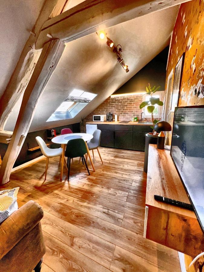 Appartement T2 Quartier Calme / Parking Gratuit Saint-Julien-les-Villas Экстерьер фото